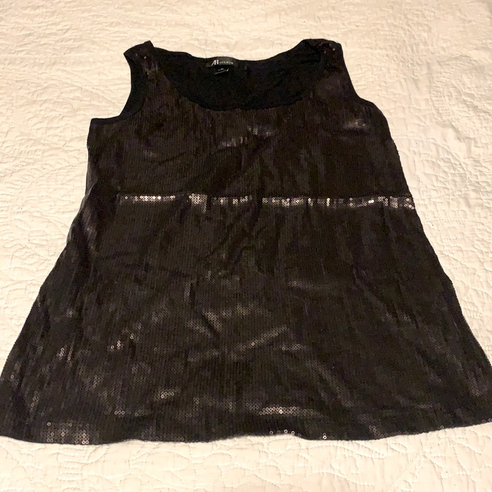 Sequin tank